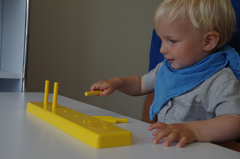 Bei dieser spielerischen Aufgabe geht es um die feinmotorische Geschicklichkeit.&nbsp; 